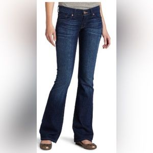 Levi 524 Bootcut Jeans